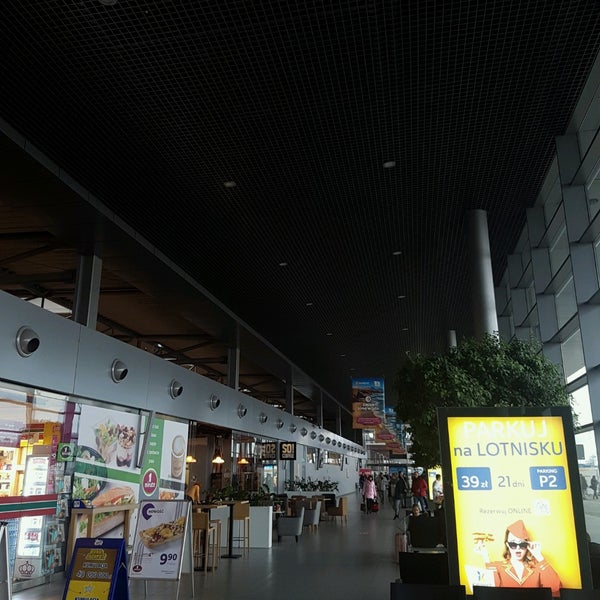 Foto tirada no(a) Katowice Airport (KTW) por Maryan B. em 2/14/2020