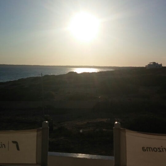 La puesta de sol, con buena musica y unas hierbas de Ibiza fresquitas