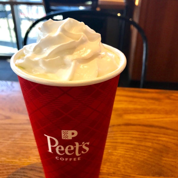 Photo taken at Peet&#39;s Coffee &amp; Tea by Maddy C. on 12/2/2017