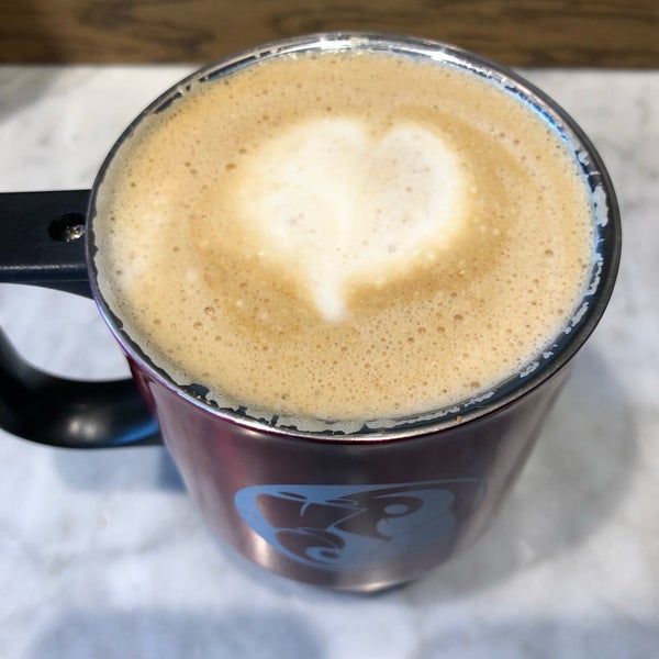 Photo taken at Peet&#39;s Coffee &amp; Tea by Maddy C. on 6/5/2019
