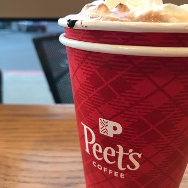Photo taken at Peet&#39;s Coffee &amp; Tea by Maddy C. on 12/12/2017