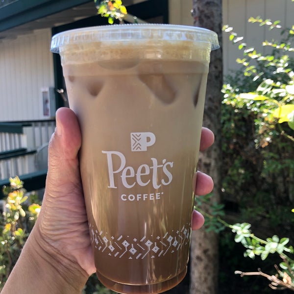Photo taken at Peet&#39;s Coffee &amp; Tea by Maddy C. on 8/27/2019