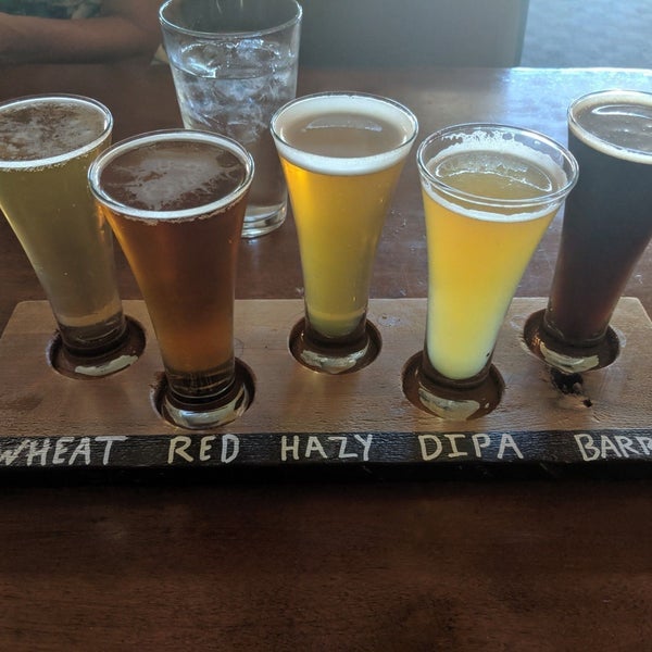 Bricks Eats & Drinks 482 Main St