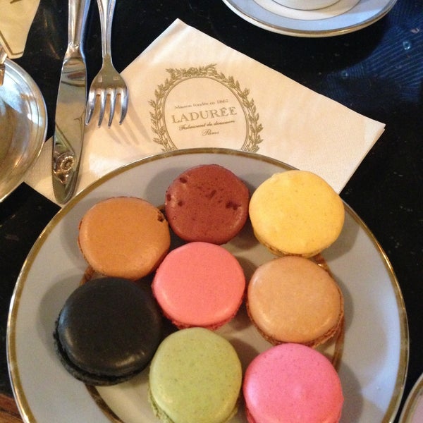 Laduree Париж десерт