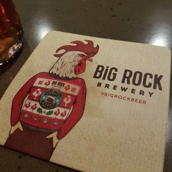 Photo taken at Big Rock Urban Brewery &amp; Eatery by Red F. on 12/30/2018
