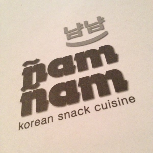 Снимок сделан в Ñam Ñam Korean Snack Cuisine пользователем Gilsa 10/11/2013