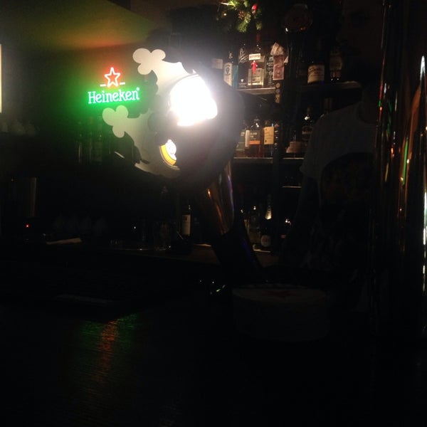 Foto diambil di Blackwood Scottish Pub oleh Лариса pada 1/4/2015