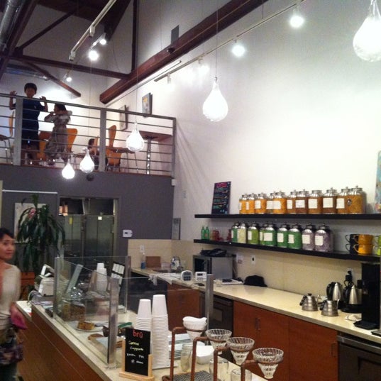 11/4/2012 tarihinde Sangwoo R.ziyaretçi tarafından Bru Coffeebar'de çekilen fotoğraf