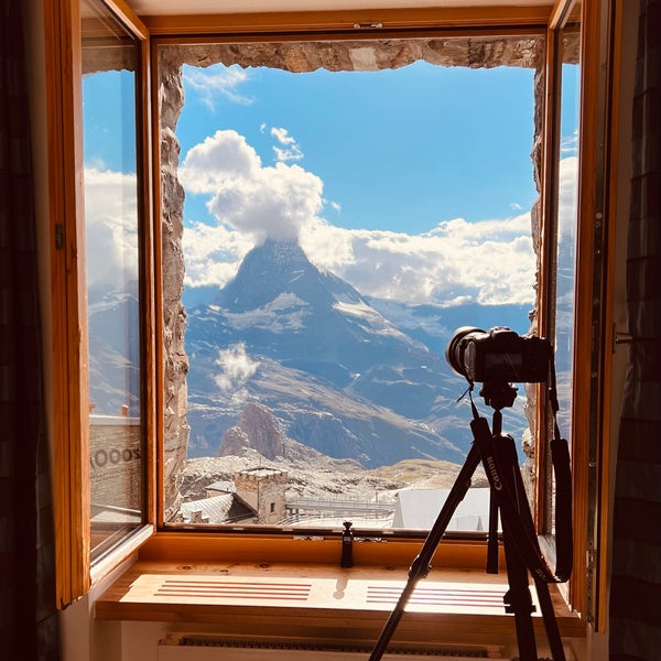 Photo taken at 3100 Kulmhotel Gornergrat Zermatt by Minor C. on 7/4/2022