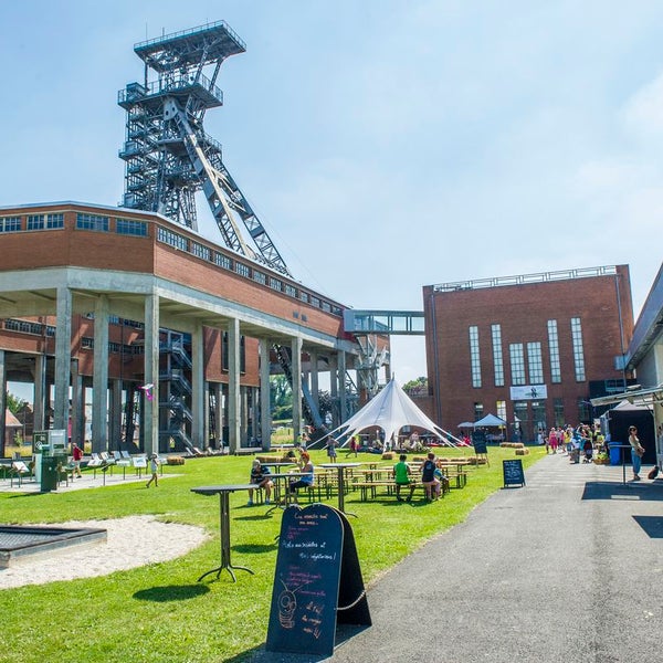 Old coalmining site, renovated by architect Jean Nouvel and turned into a museum for people of all ages. Science and technology made simple. And fun.