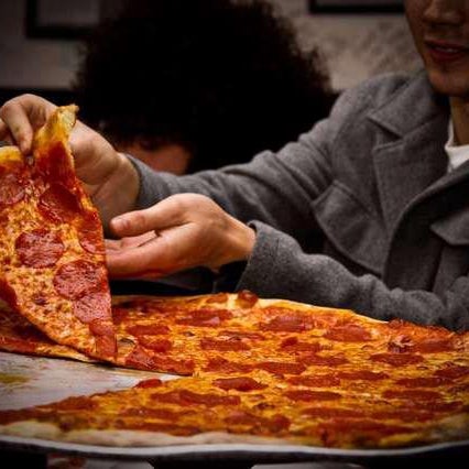 Das Foto wurde bei Pizza Mercato von Pizza Mercato am 5/5/2014 aufgenommen