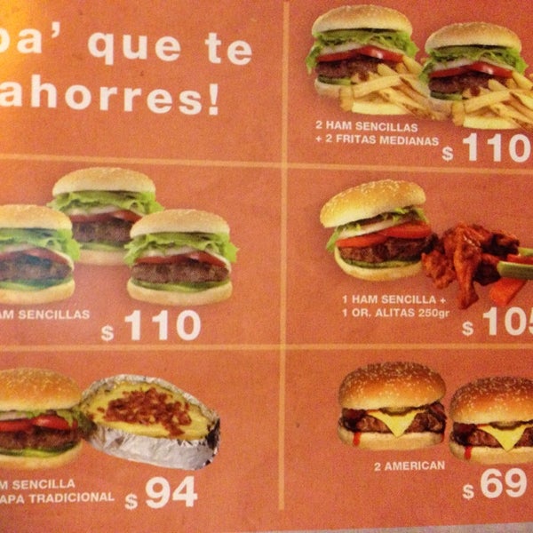 Foto tirada no(a) Patata&#39;s Burger por Patatas B. em 6/15/2014