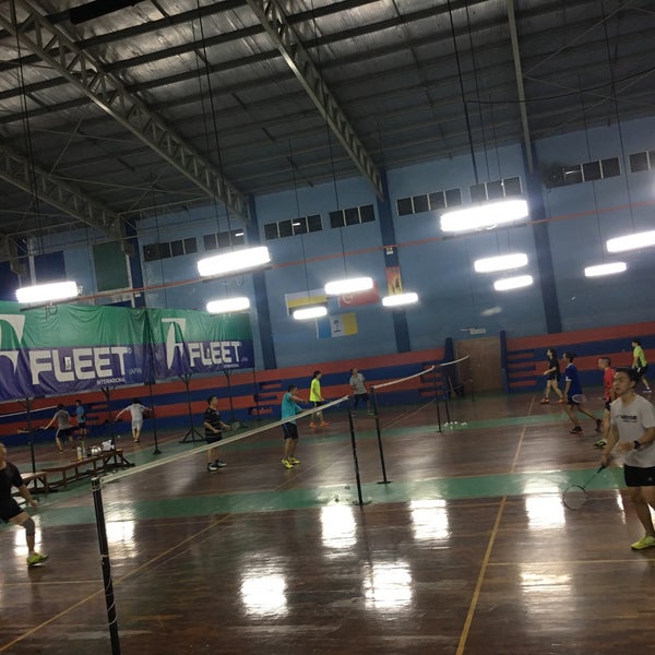 Akademi Badminton Negeri Johor 573 ziyaretçidan 3 tavsiye