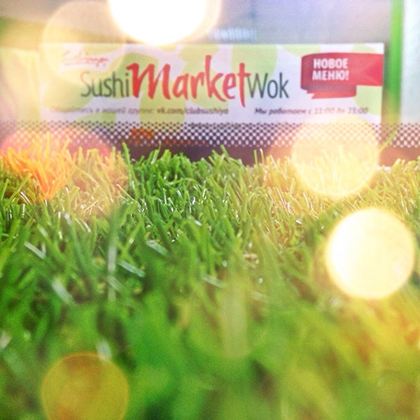 Photo taken at SushiMarketWok by SushiMarketWok -. on 5/11/2014