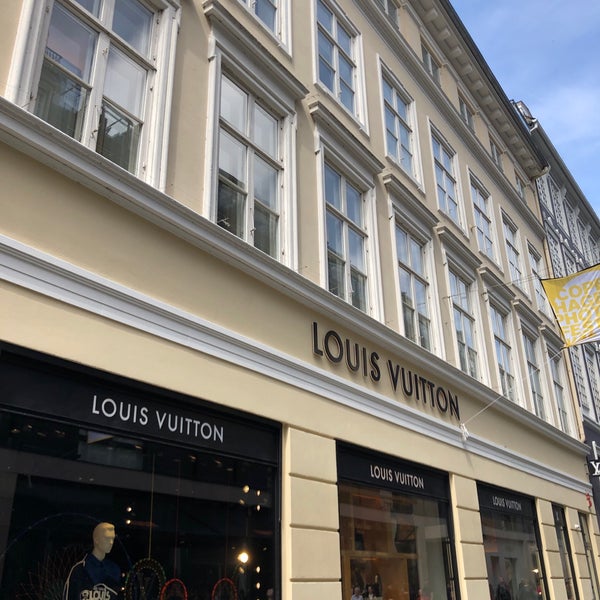 Photos at Louis Vuitton Copenhagen - Indre By - 2 tips