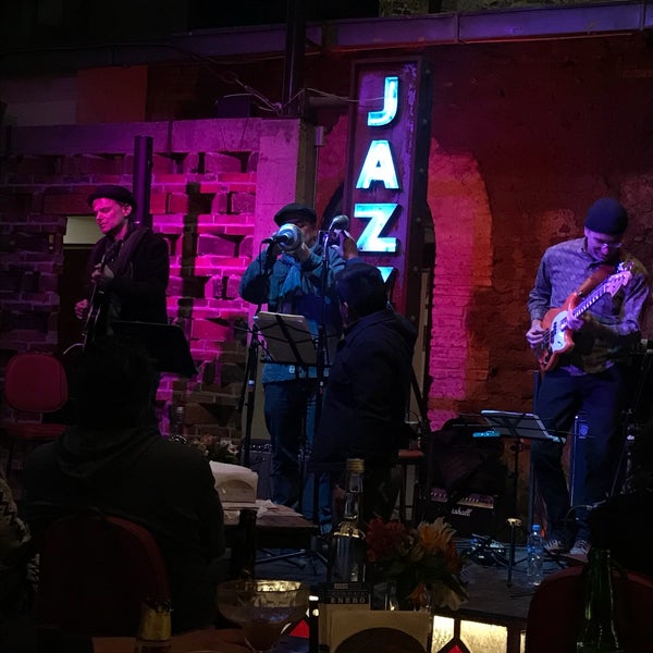 Das Foto wurde bei Jazzatlán von Sasha G. am 1/20/2018 aufgenommen