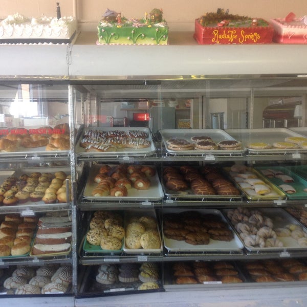 5/6/2014 tarihinde El Paso Bakeryziyaretçi tarafından El Paso Bakery'de çekilen fotoğraf