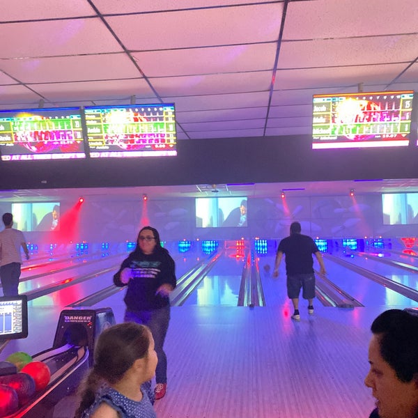 Dunedin Lanes 405 Patricia Ave