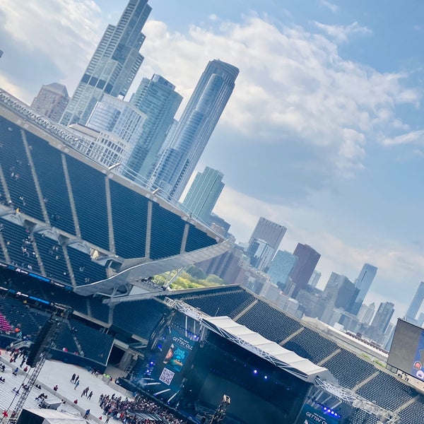 Photo taken at Soldier Field by Shanlie Ann 🍃 @. on 5/6/2023