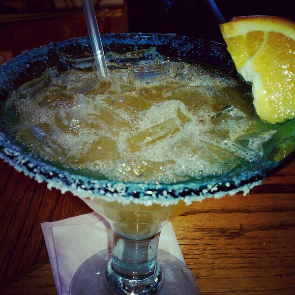 Photo taken at Chili&#39;s Grill &amp; Bar by January R. on 12/20/2012