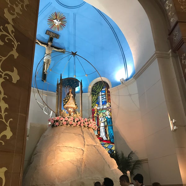 Foto scattata a Basílica de la Virgen de Caacupé da Dalma F. il 5/6/2018