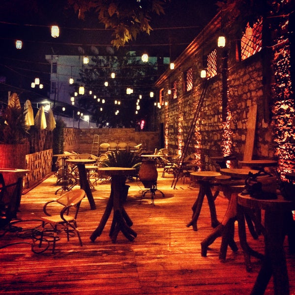 Photo taken at İş Cocktail Bar 🍹🍸🍻 by İş Cocktail Bar 🍹🍸🍻 on 6/16/2015