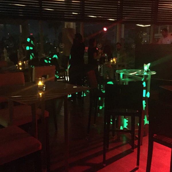 11/29/2015にMustafaOrkunがSpirit Barで撮った写真