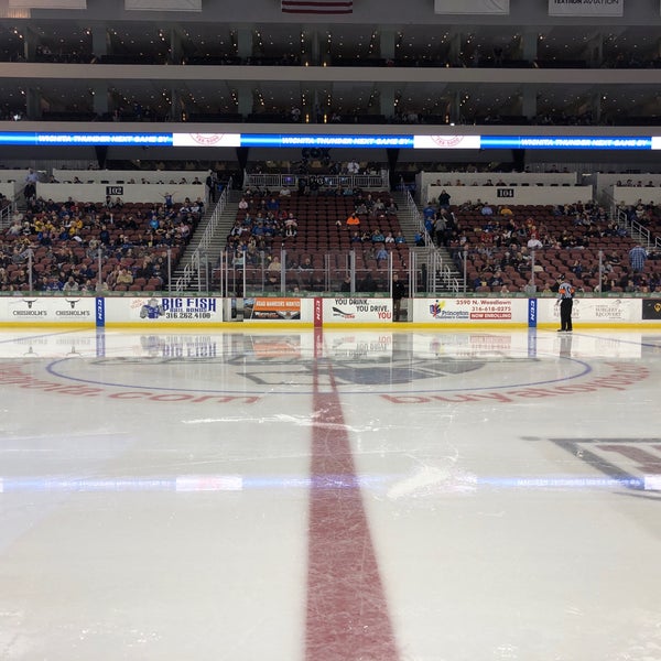 Das Foto wurde bei INTRUST Bank Arena von Ed B. am 2/3/2019 aufgenommen