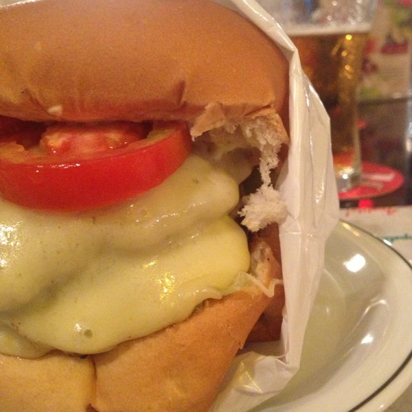 2/3/2013にFlavio C.がCharles Burgerで撮った写真