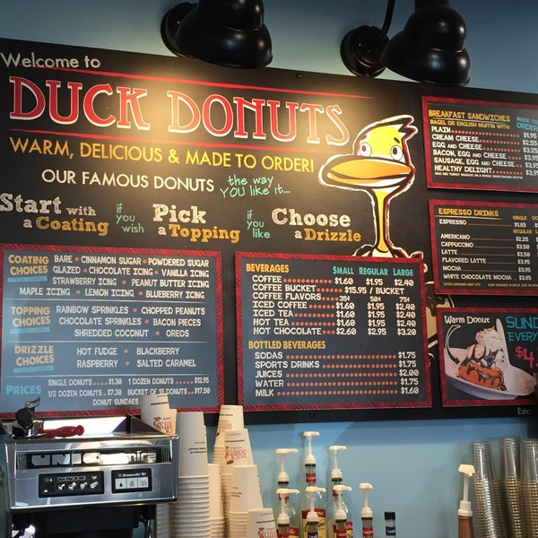 Foto diambil di Duck Donuts oleh Dawn M. pada 5/30/2016