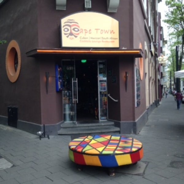 รูปภาพถ่ายที่ Capetown Düsseldorf | Cuban | Mexican | South African - Restaurant โดย Sandy-Marc L. เมื่อ 5/8/2014