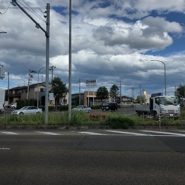 日本一車線の多い交差点 Twitterの延長