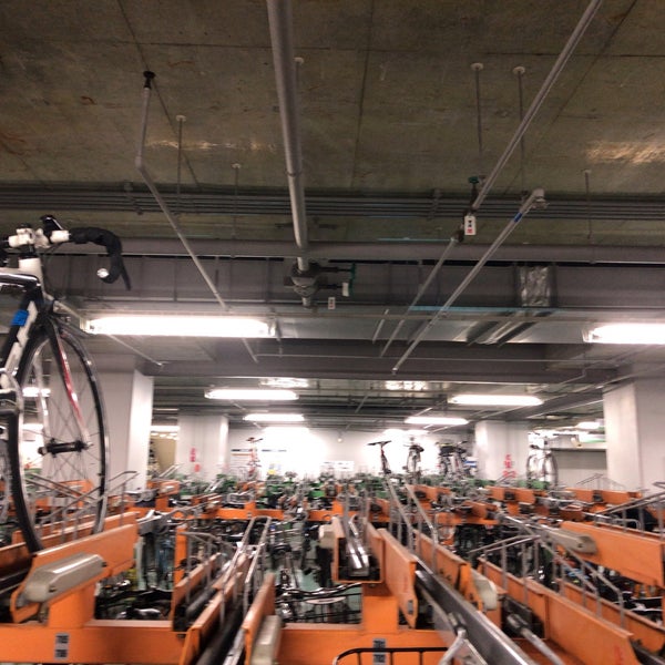 仙台駅東口地下自転車等駐車場 宮城県仙台市