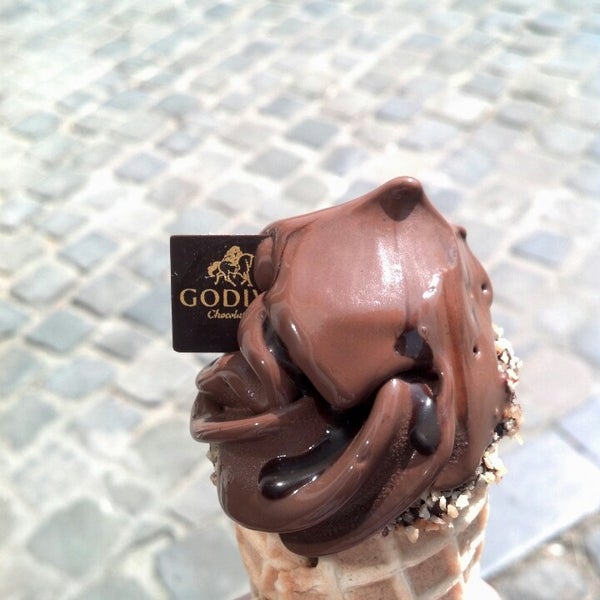 Godiva шоколад с соленой карамелью
