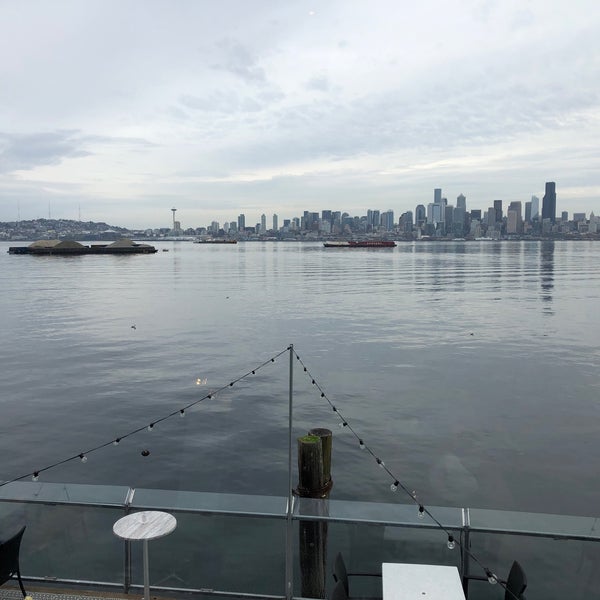 Photo taken at Salty&#39;s on Alki by Tyrone B. on 10/17/2021