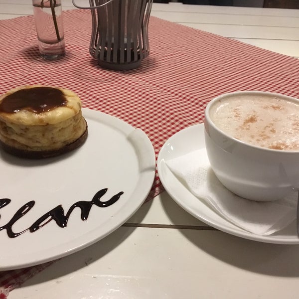 11/7/2016 tarihinde Sepideh S.ziyaretçi tarafından Blanc Café | کافه بلان'de çekilen fotoğraf