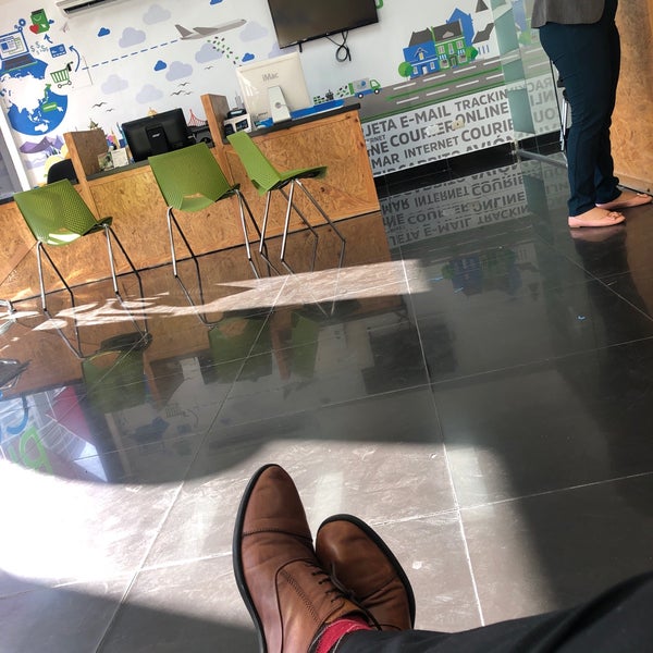 Bm Cargo Post Office in Santo Domingo