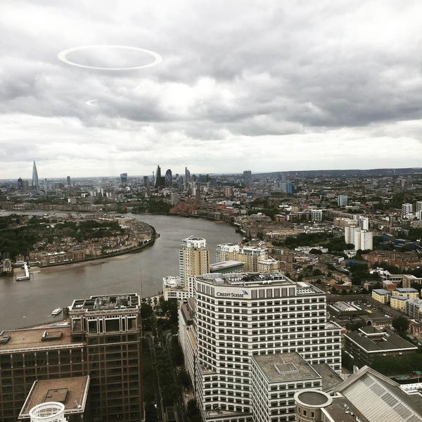 Photo taken at Hilton London Canary Wharf by Александра Е. on 7/27/2015