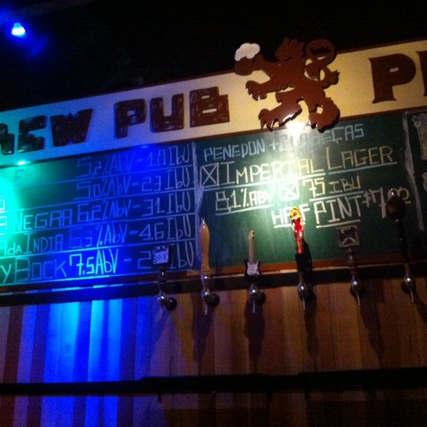 Das Foto wurde bei Penedon Brew Pub von Caroline A. am 11/17/2013 aufgenommen