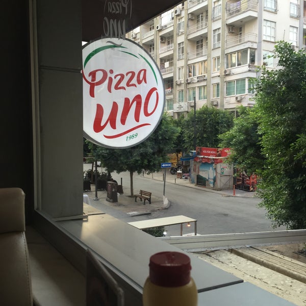 Foto tirada no(a) Pizza Uno por Mehmet em 8/23/2018