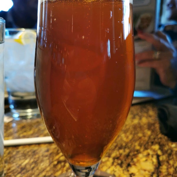 Photo taken at BJ&#39;s Restaurant &amp; Brewhouse by Elmer A. on 12/21/2019