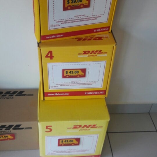 DHL Express Servicio de envío, carga y transporte de materiales en