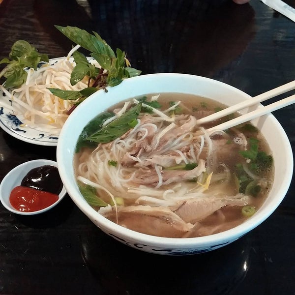 Photo taken at Pho Hoa Restaurant by patrick n. on 7/17/2015