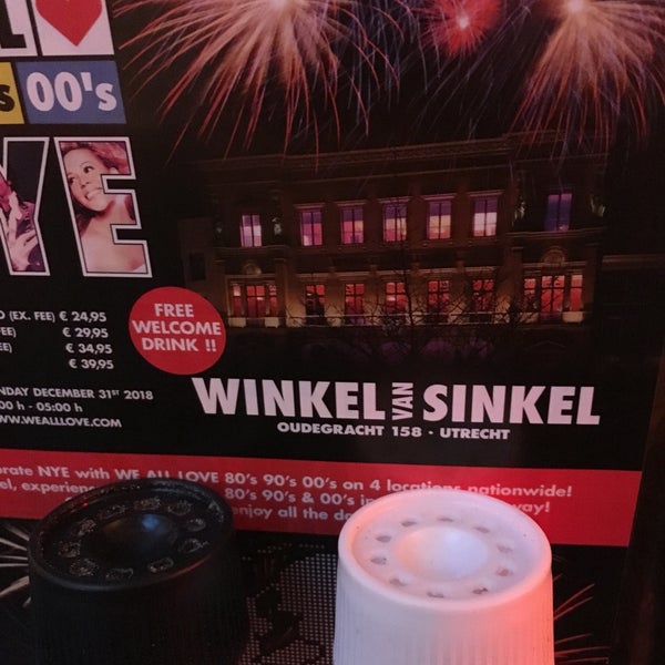 รูปภาพถ่ายที่ Winkel van Sinkel โดย Frank S. เมื่อ 12/1/2018