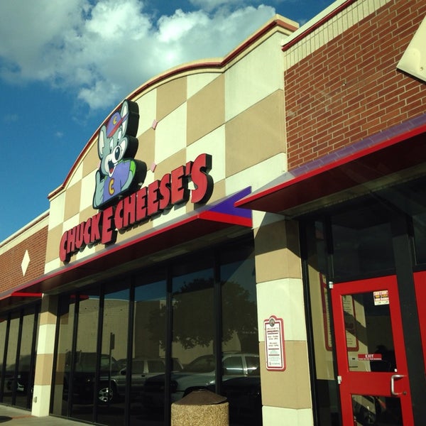 Chuck E. Cheese Arcade in Waco