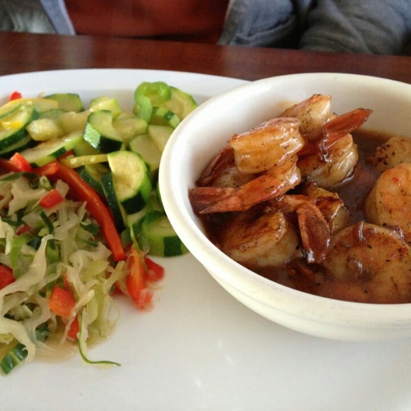 Photo taken at Jamaica Gates Caribbean Restaurant by Stephanie ☕🌿 on 2/24/2013