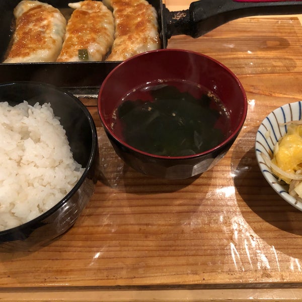 まっちゃん餃子 Dumpling Restaurant