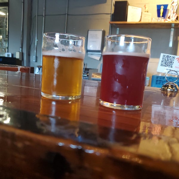 Photo taken at Benchtop Brewing Company by Kim P. on 6/25/2021