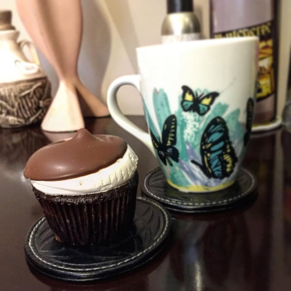 Das Foto wurde bei Miss Cupcakes von Nora A. am 9/18/2015 aufgenommen