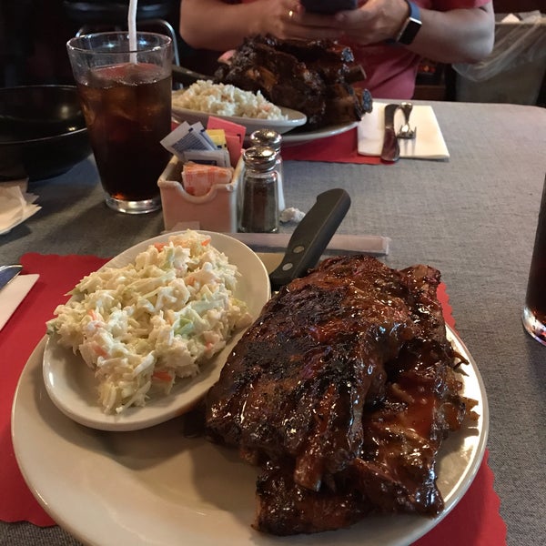 1/2 ribs of pork is really big 😋cole slaw is very tasty. Thursdays are ribs day 😜